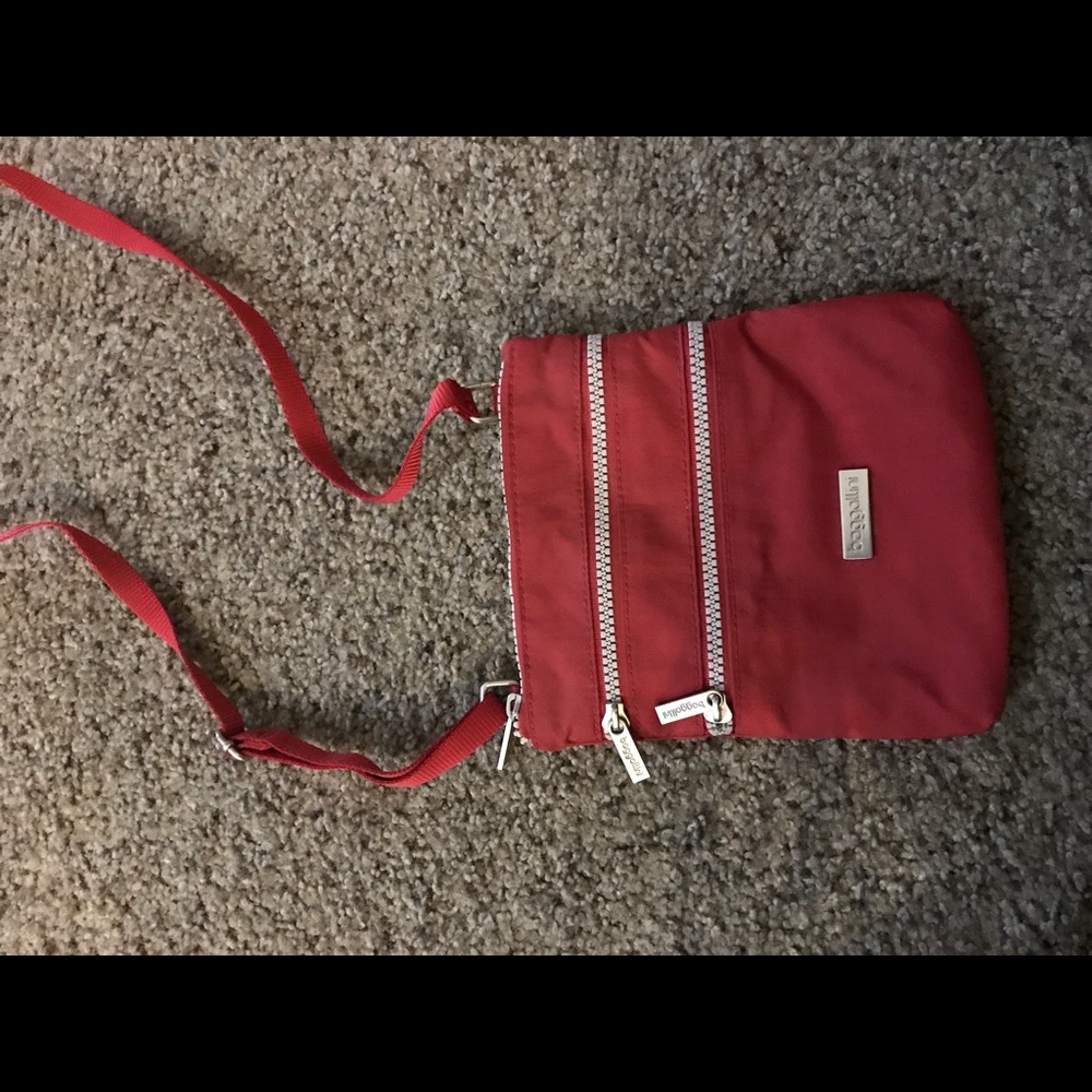 Baggalini shoulder bag
